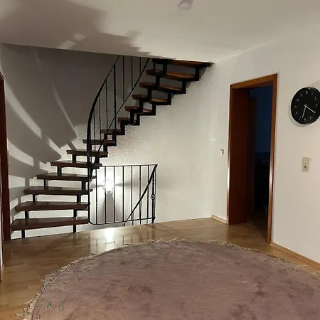 Spacious Family House Near أولم