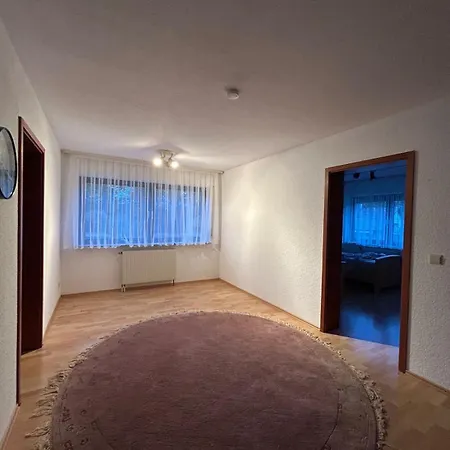 Spacious Family House Near Apartment *