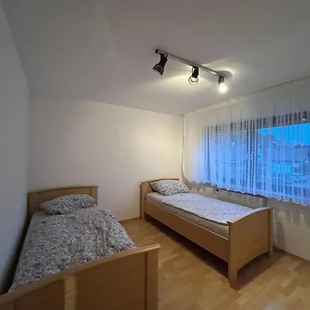 Spacious Family House Near Lejlighed *