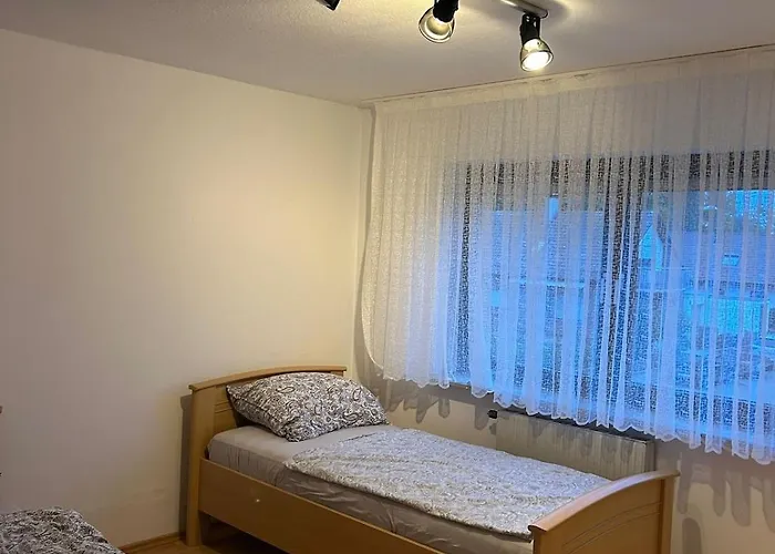 Spacious Family House Near شقة أولم