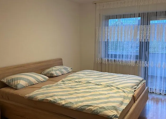 شقة Spacious Family House Near *